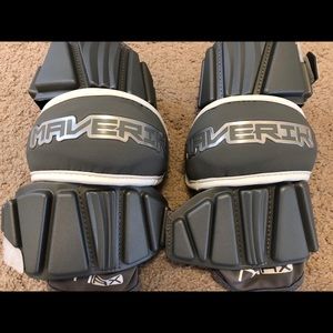 Men’s Maverik max Lacrosse elbow pads medium
